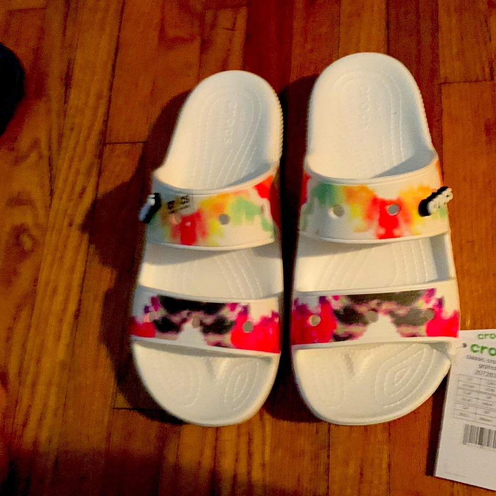 NWT Tie Dye Crocs size 9 - Picture 2 of 10